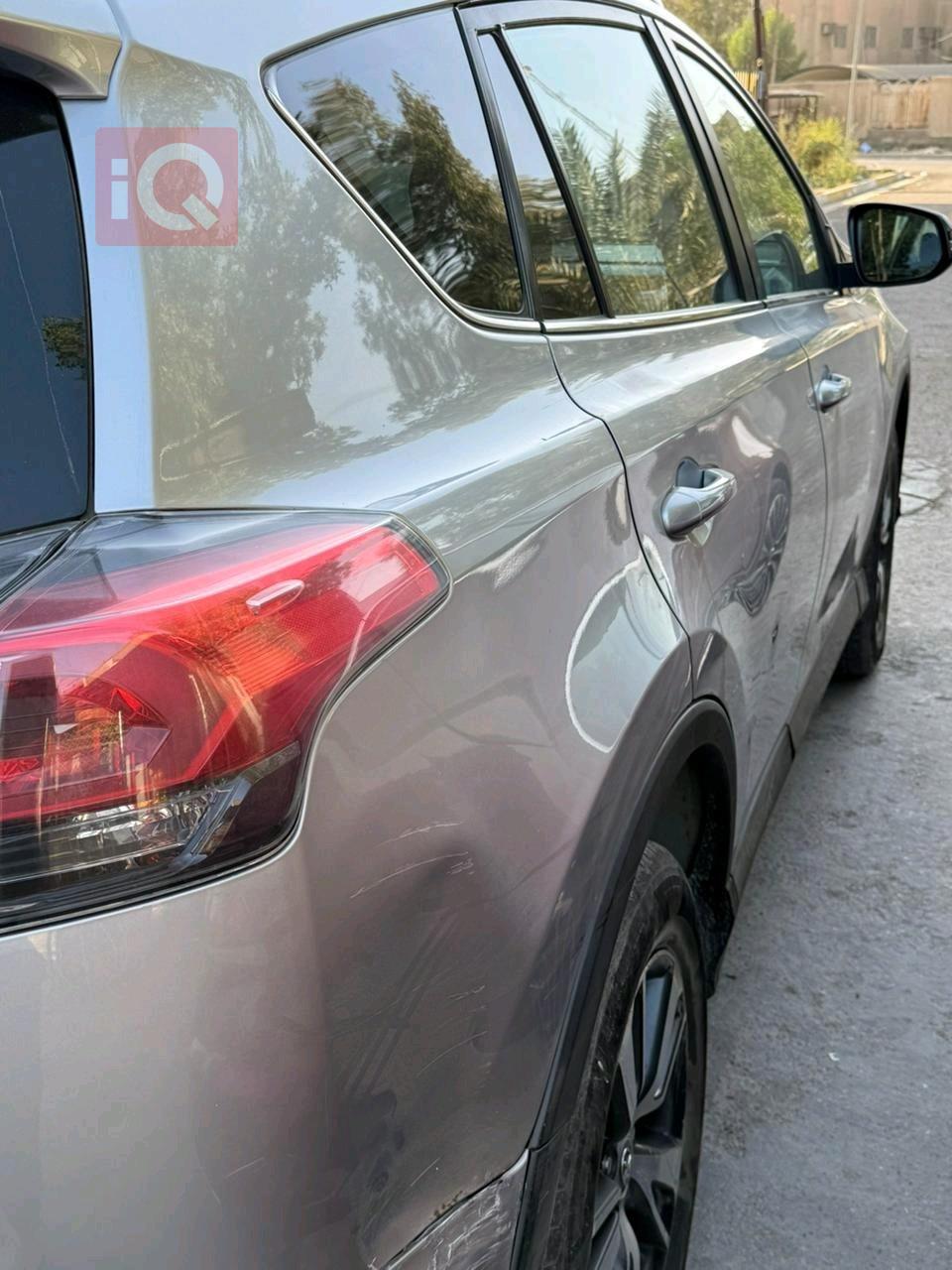 تۆیۆتا ڕاڤ 4